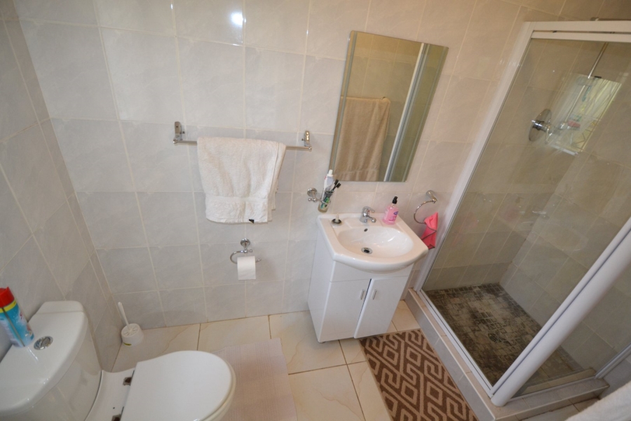 4 Bedroom Property for Sale in Jan Cillierspark Free State